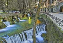 Μονοήμερη εκδρομή σε Θήβα και Λιβαδειά